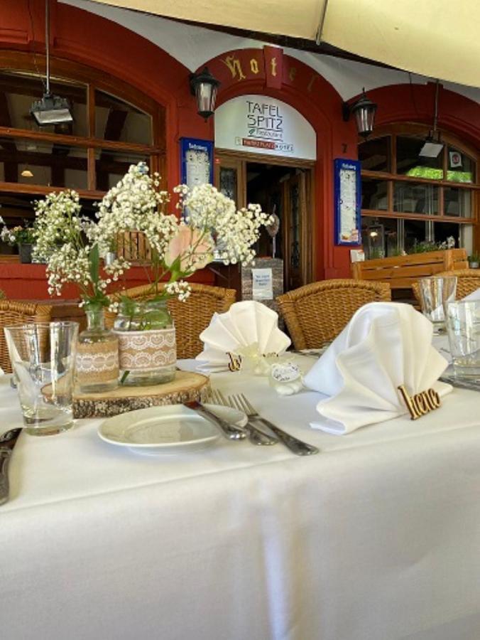 Marktplatzhotel - Restaurant Tafelspitz 바인하임 외부 사진